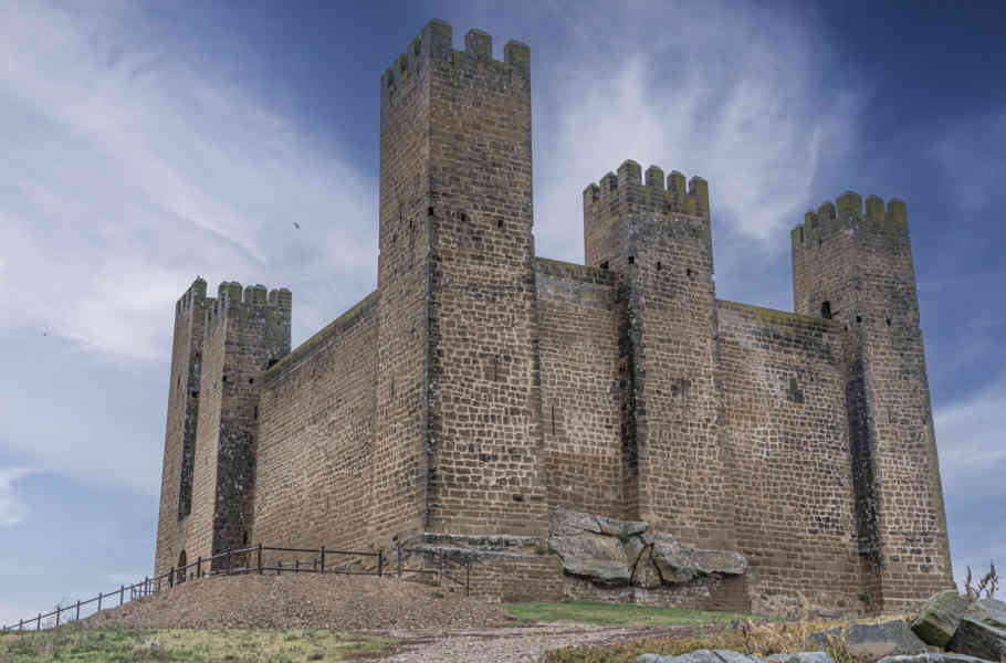 Zaragoza - Sadaba 09 - castillo de Sadaba.jpg